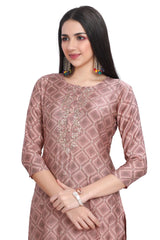 Geometrical Print Embroidered Yoke Kurti for women