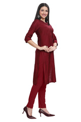 Hand Embroidery highlighting Straight Cut Kurti with Round neck