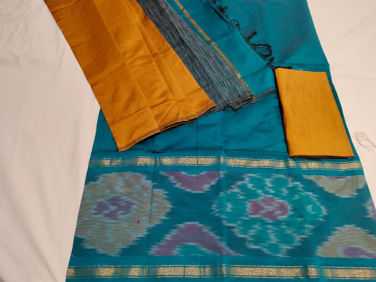 Royal Radiance Silk Dress Material – Ikkat Daman & Dual-Tone Dupatta